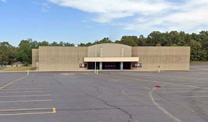 3525 S Westwood Blvd, Poplar Bluff, MO à vendre - Photo principale – Image 1 sur 1
