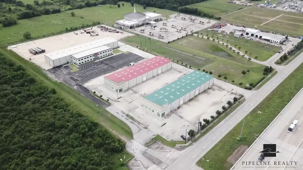 4680 S Sam Houston Pky E, Houston, TX à louer - Vidéo sur l’annonce professionnelle – Image 2 sur 8