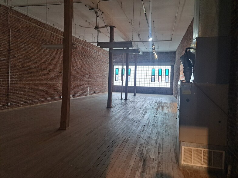 1319 Washington Ave, Saint Louis, MO à vendre - Photo de l’immeuble – Image 3 sur 33