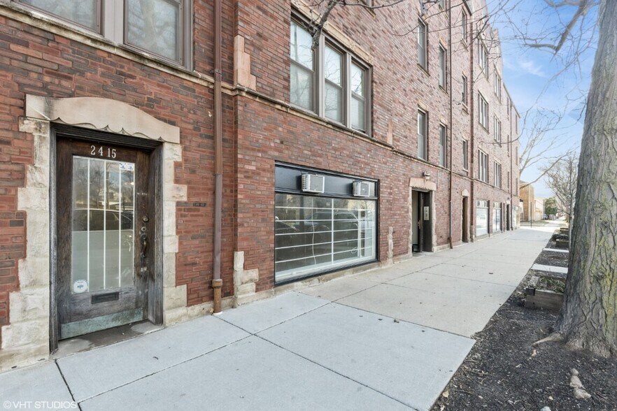 2415 W Pratt Blvd, Chicago, IL à vendre - Photo de l’immeuble – Image 2 sur 12