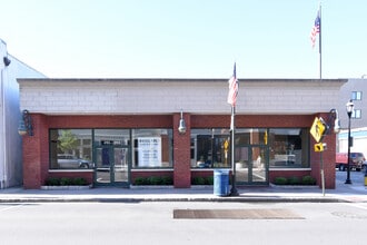 291-293 Halstead Ave, Harrison, NY à louer Photo de l’immeuble– Image 2 sur 10