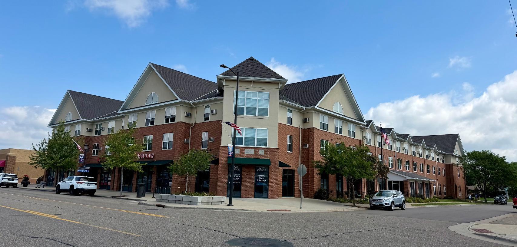 20818-20876 Holyoke Ave, Lakeville, MN à louer Photo de l’immeuble– Image 1 sur 4