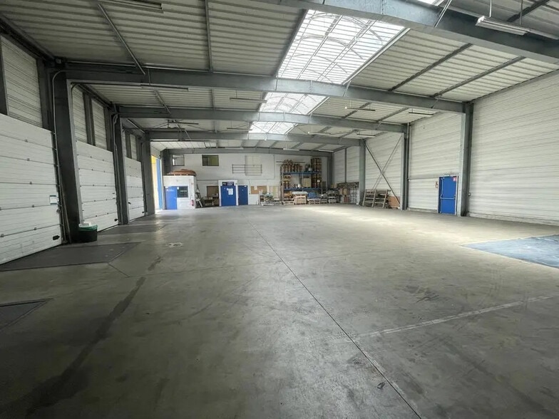 Industriel/Logistique dans La Haie-Fouassière à louer - Photo de l’immeuble – Image 3 sur 4