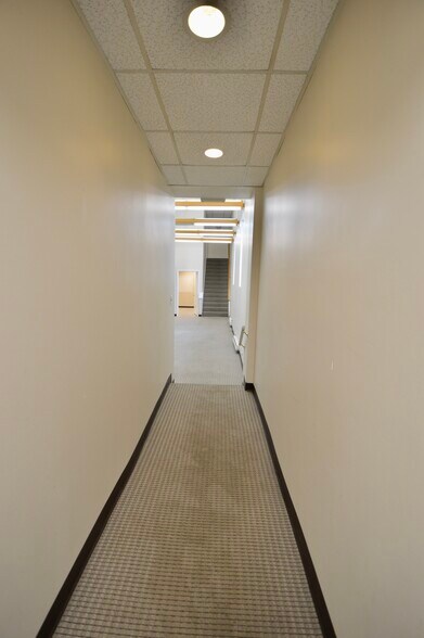 509 Madison Ave, Covington, KY à louer - Photo de l’immeuble – Image 3 sur 22