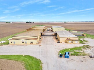 Plus de détails pour 5704 E 1700 North Rd, Danvers, IL - Industriel/Logistique à louer