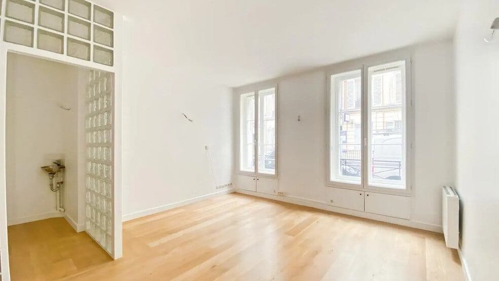 Bureau dans Paris à vendre - Photo de l’immeuble – Image 2 sur 6