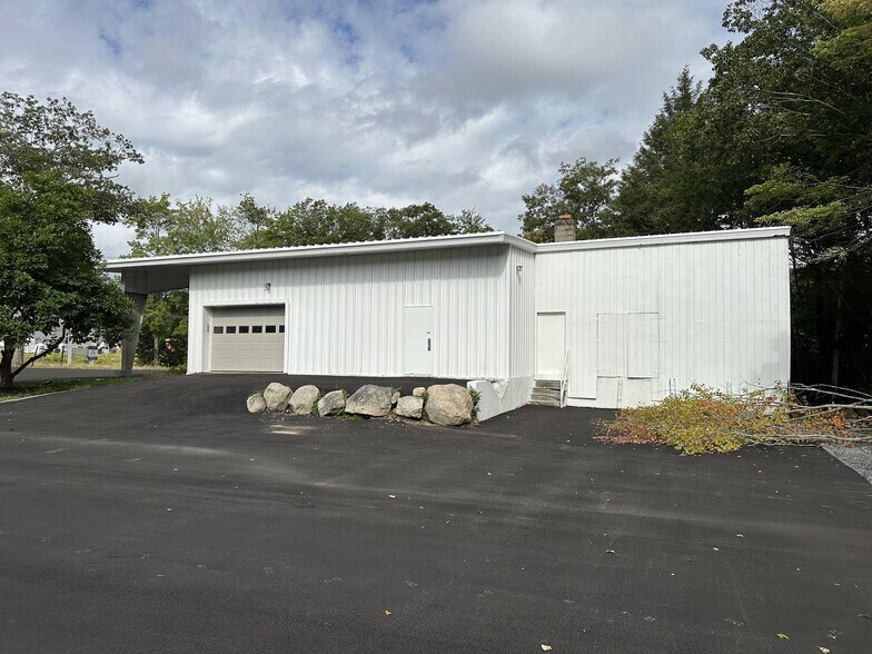 424 Bath Rd, Wiscasset, ME à louer - Photo de l’immeuble – Image 3 sur 4