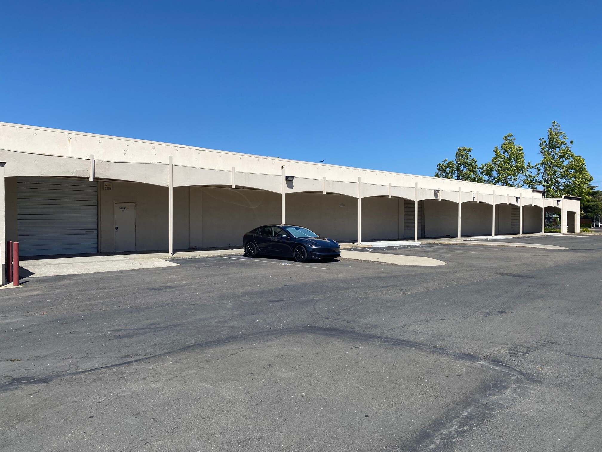 35201-35233 Newark Blvd, Newark, CA à louer Photo de l’immeuble– Image 1 sur 13