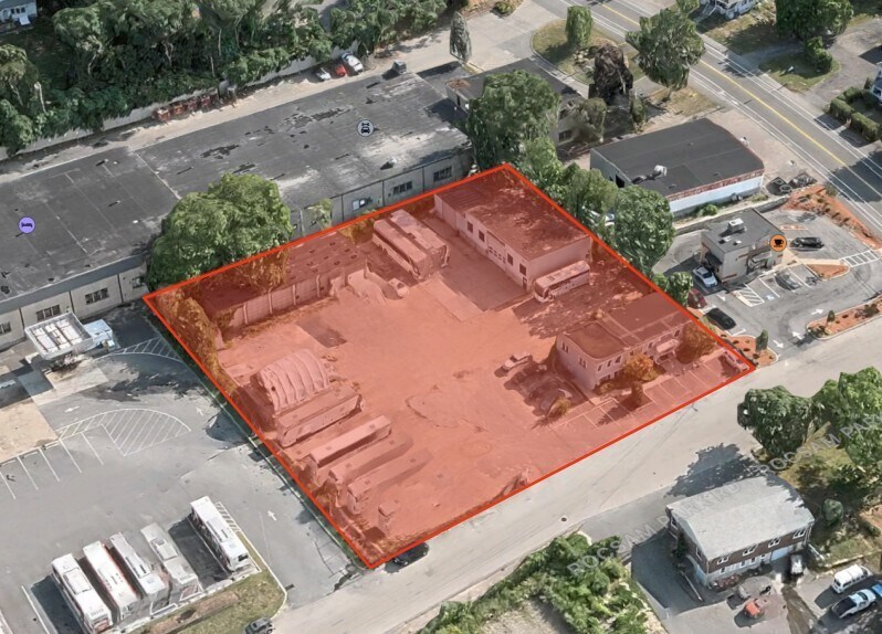 15 Rocsam Park Rd, Braintree, MA à louer Photo principale– Image 1 sur 4