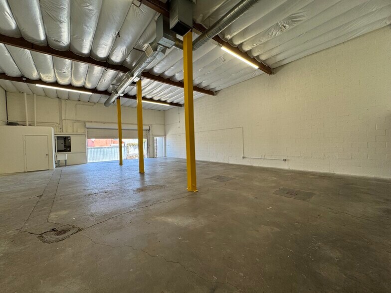 4233 City Terrace Dr, Los Angeles, CA à louer - Photo de l’immeuble – Image 2 sur 19