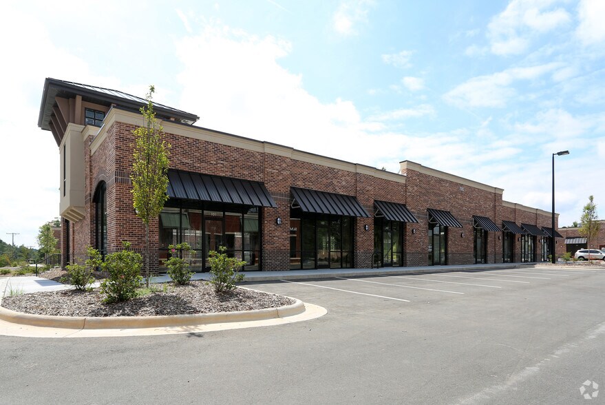 7080 NC Highway 751, Durham, NC à louer - Photo principale – Image 1 sur 1