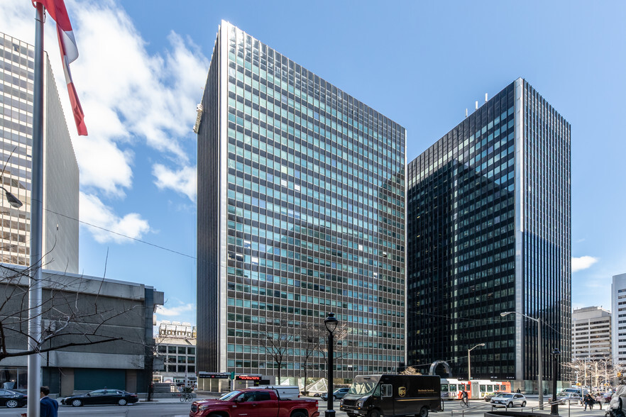 320 Queen St, Ottawa, ON à louer - Photo de l’immeuble – Image 1 sur 10