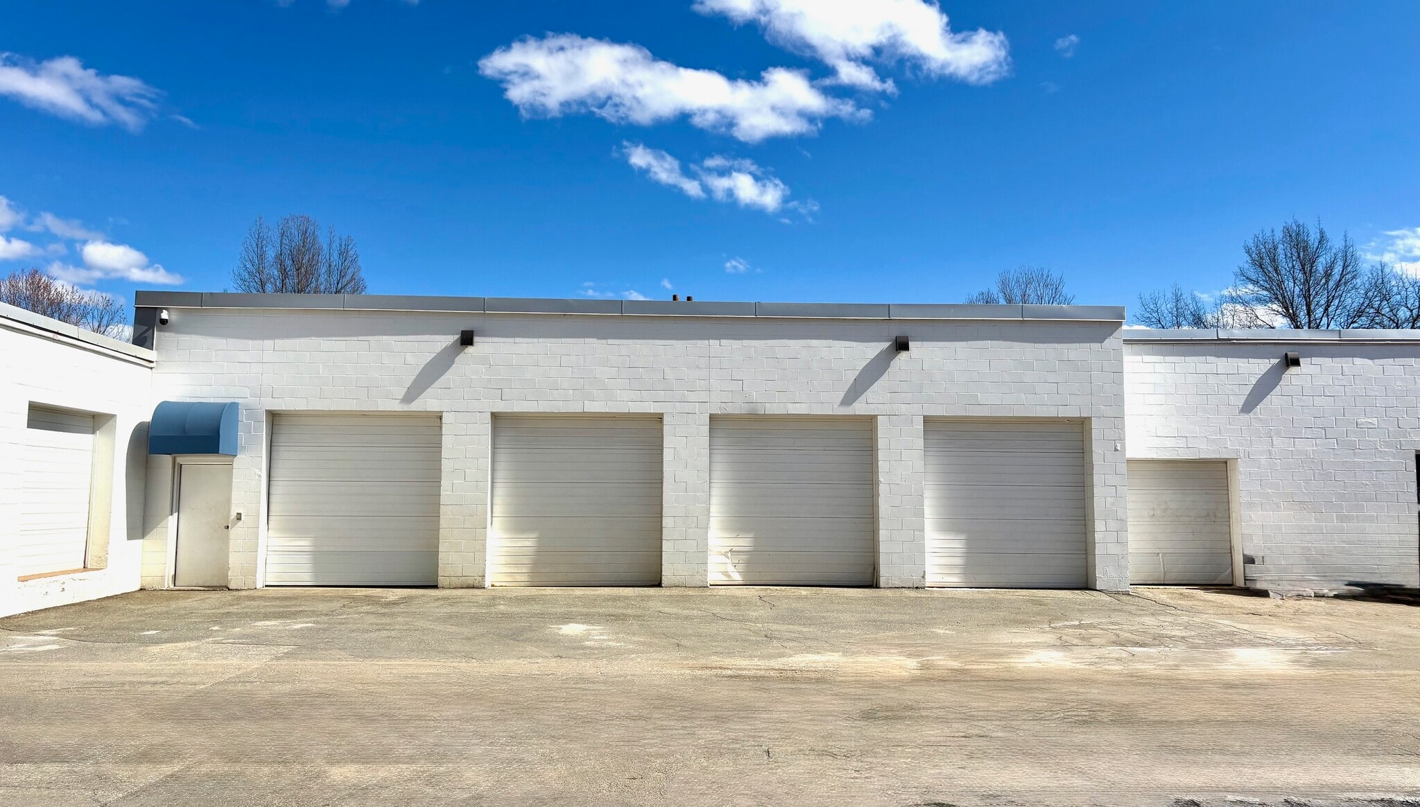 160-162 Cross St, Winchester, MA à louer Photo intérieure– Image 1 sur 12