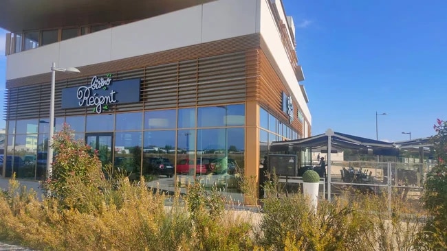 Plus de détails pour 2656 Place Georges Frêche, Montpellier - Local commercial à louer