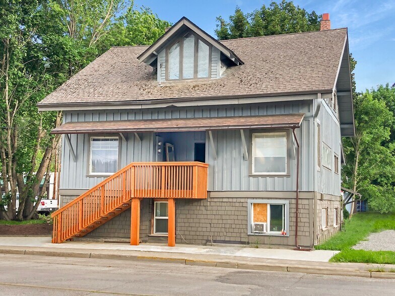 6476 Kootenai St, Bonners Ferry, ID à vendre - Photo de l’immeuble – Image 2 sur 17