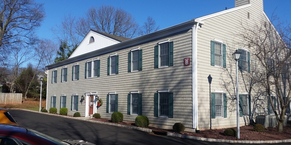 1124 Rt 202 S, Raritan, NJ à vendre - Photo de l’immeuble – Image 3 sur 22