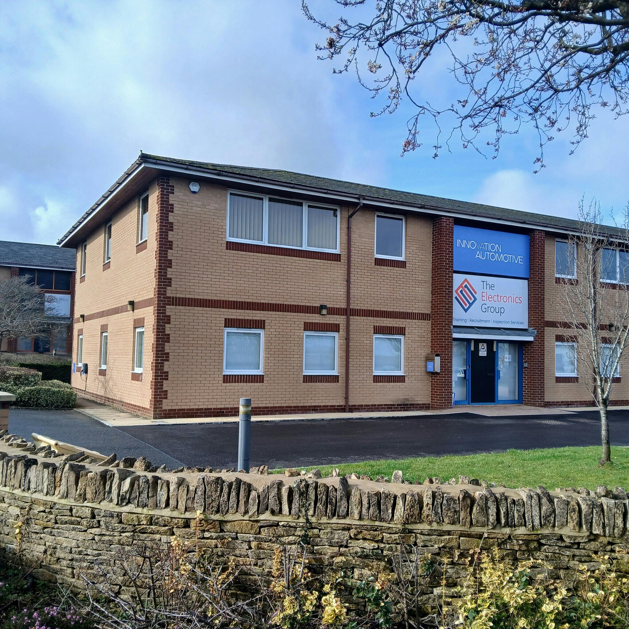 101-104 Love Ln, Cirencester à louer Photo de l’immeuble– Image 1 sur 2