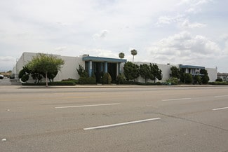 Plus de détails pour 2001-2009 S Grand Ave, Santa Ana, CA - Industriel/Logistique à louer