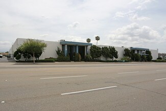 Plus de détails pour 2001-2009 S Grand Ave, Santa Ana, CA - Industriel/Logistique à louer