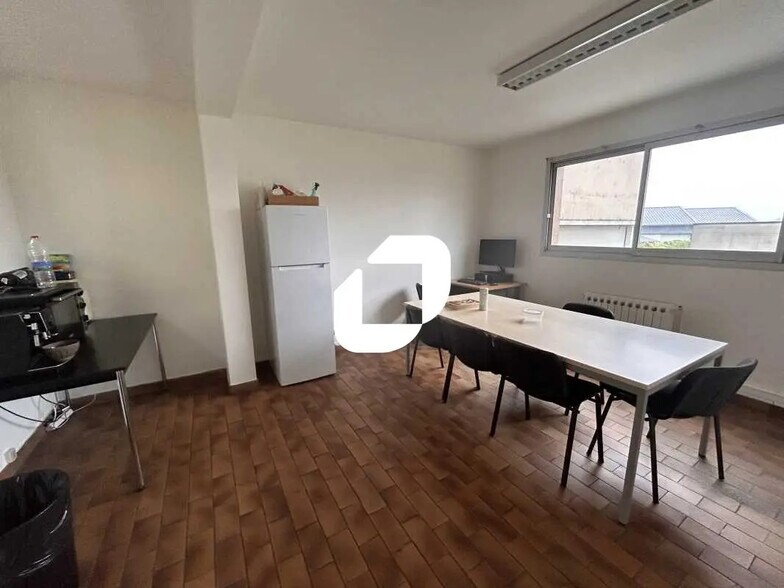 Bureau dans Saint-Brice-sous-Forêt à louer - Photo de l’immeuble – Image 1 sur 5