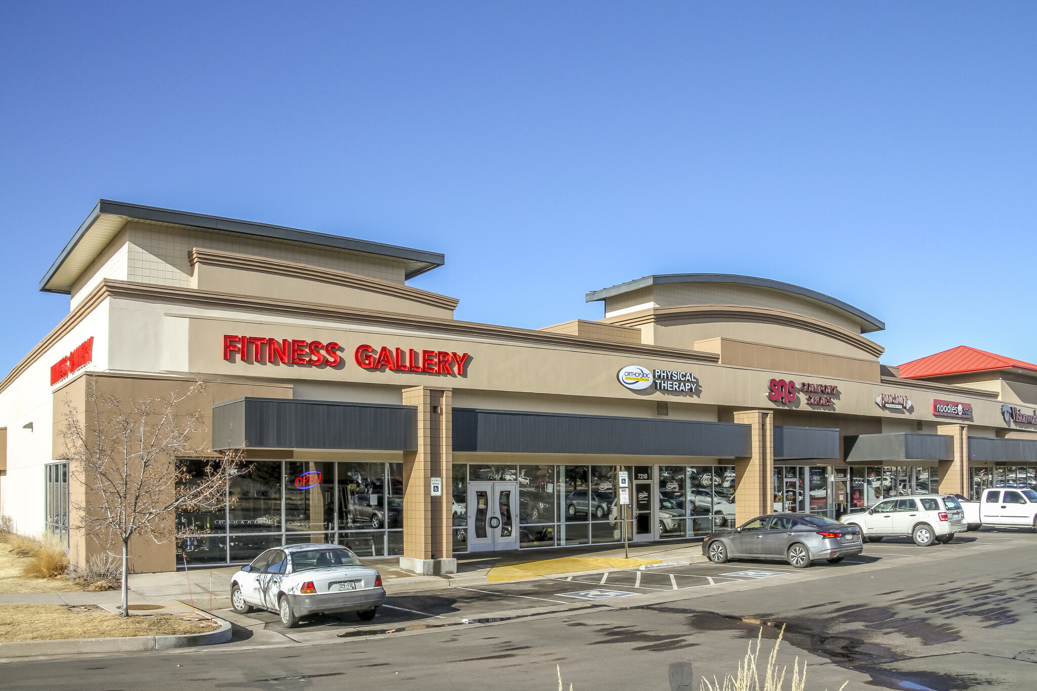 7214-7238 N Academy Blvd, Colorado Springs, CO à louer Photo de l’immeuble– Image 1 sur 2