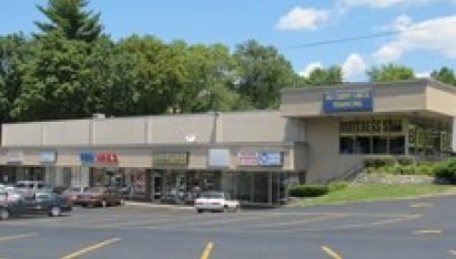 121 E Lake Ave, Peoria, IL à vendre - Photo principale – Image 1 sur 6