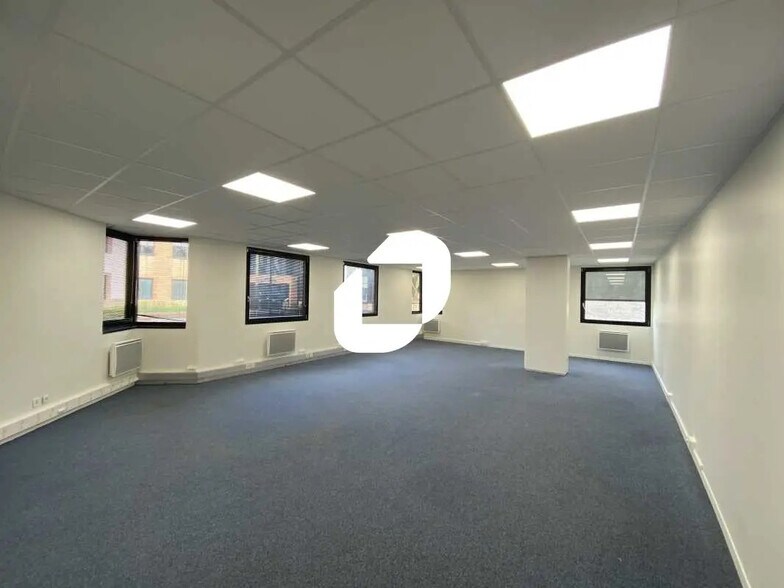3 Bis Rue Du Petit Robinson, Jouy-en-Josas à louer - Photo de l’immeuble – Image 1 sur 10