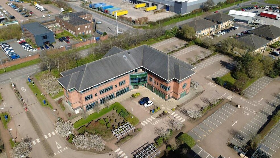 Campbell Rd, Stoke On Trent à louer - Photo de l’immeuble – Image 1 sur 14