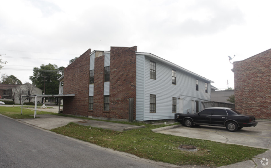 9766 Jefferson Hwy, Baton Rouge, LA à vendre - Photo de l’immeuble – Image 2 sur 8