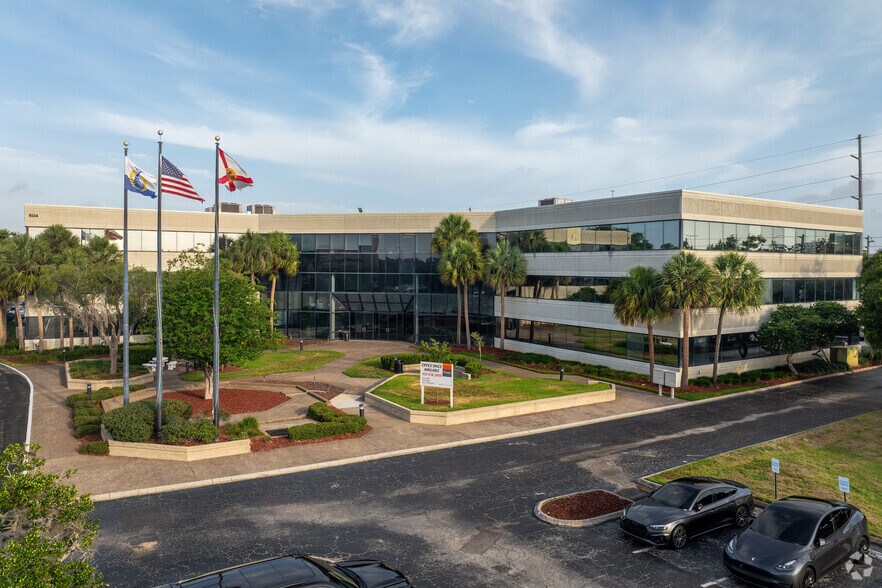 604 Courtland St, Orlando, FL à louer - Photo de l’immeuble – Image 3 sur 12