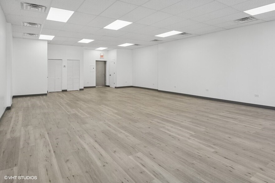 939 W Grace St, Chicago, IL à louer - Photo de l’immeuble – Image 3 sur 9