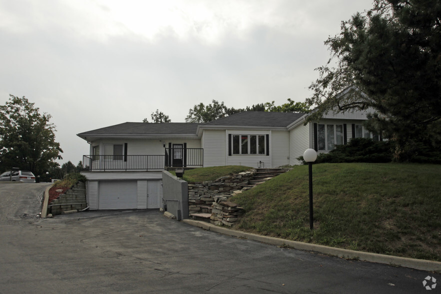 229 Main St S, Brampton, ON à louer - Photo principale – Image 1 sur 2
