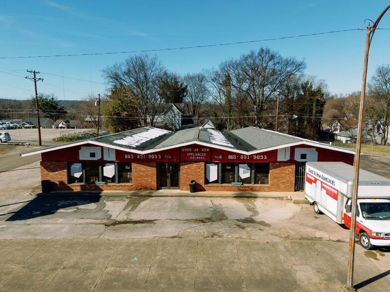 2001 Magnolia Ave, Knoxville, TN à louer - Photo de l’immeuble – Image 2 sur 6