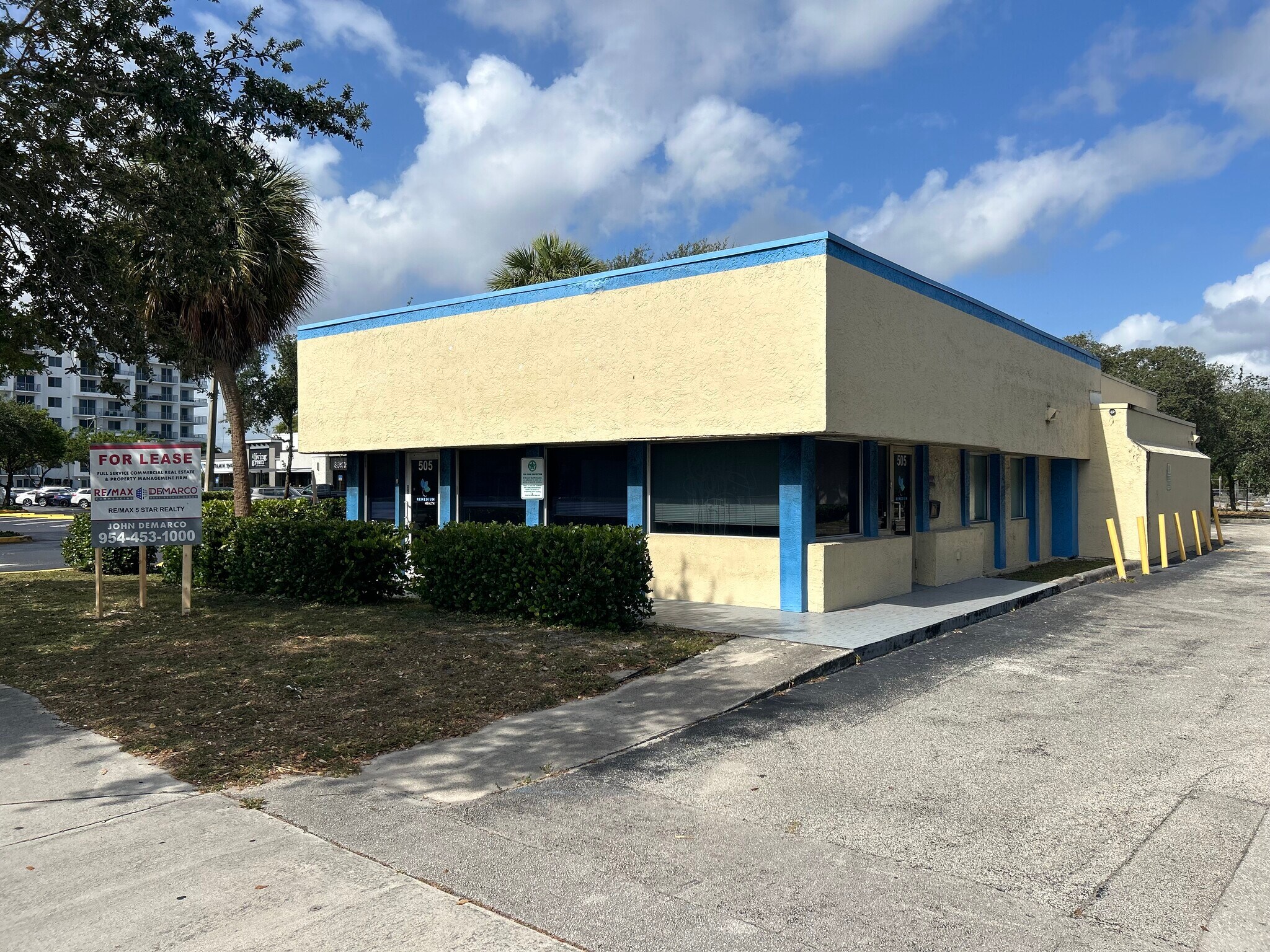 505 N Federal Hwy, Pompano Beach, FL à louer Photo de l’immeuble– Image 1 sur 11
