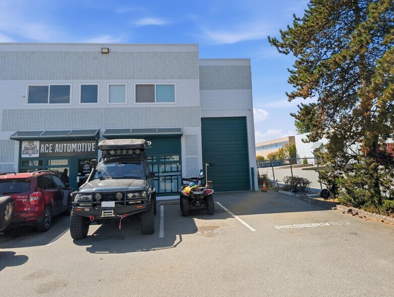 8207 Swenson Way S, Delta, BC à vendre - Photo de l’immeuble – Image 2 sur 9