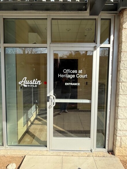 200 E 8th St, Georgetown, TX à louer - Hall d’entrée – Image 2 sur 23