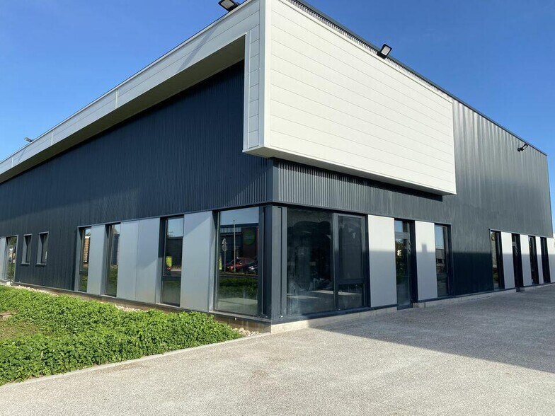 Local d'activités dans Obernai à vendre - Photo de l’immeuble – Image 1 sur 12