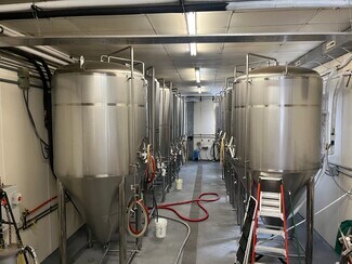 Plus de détails pour 320 Pierce St, Black River Falls, WI - Industriel/Logistique à vendre