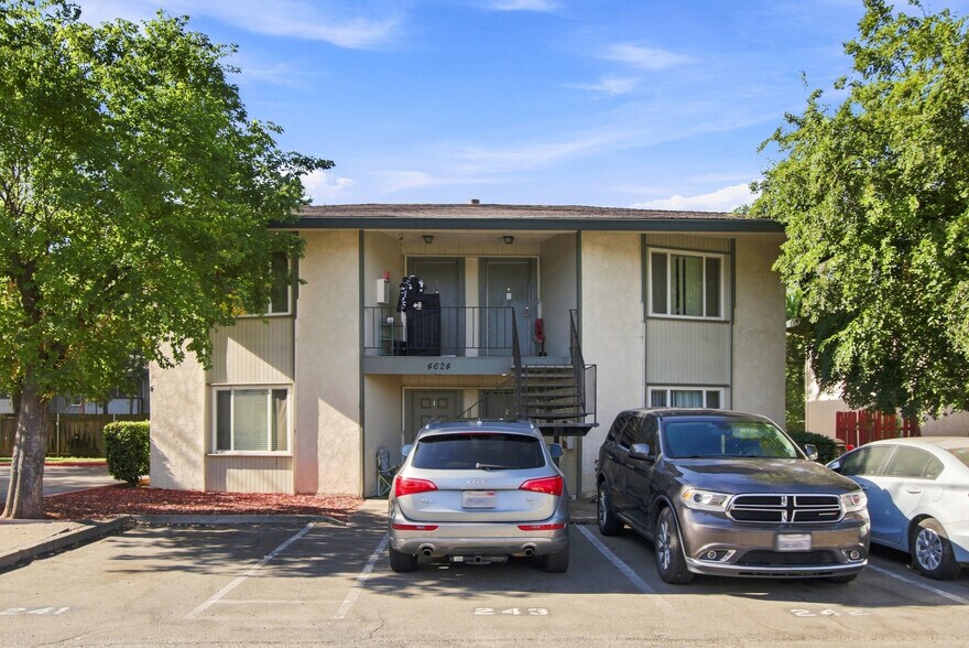 4624 Ashdale Ct, Sacramento, CA à vendre - Photo de l’immeuble – Image 3 sur 15