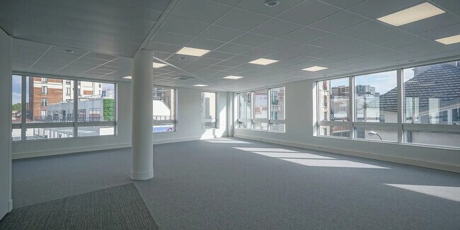 Plus de détails pour Bureau à louer