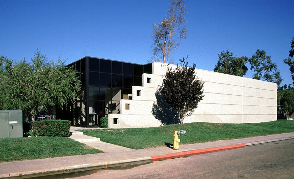 850 Armorlite Dr, San Marcos, CA à vendre - Photo de l’immeuble – Image 3 sur 6