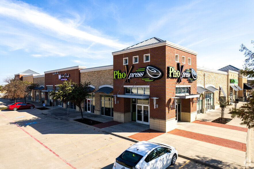 3000 Grapevine Mills Pkwy, Grapevine, TX à louer - Photo de l’immeuble – Image 3 sur 5