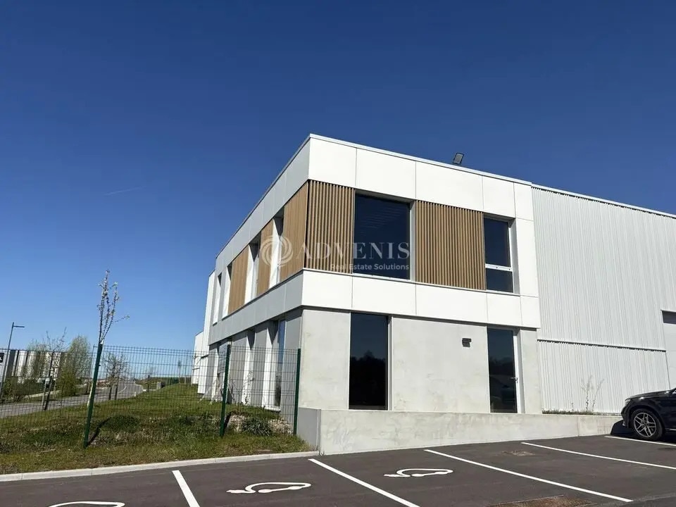 Local d’activités dans Rang-du-Fliers à louer Photo de l’immeuble– Image 1 sur 2