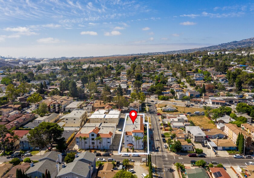 1540 260th St, Harbor City, CA à vendre - Photo de l’immeuble – Image 2 sur 18
