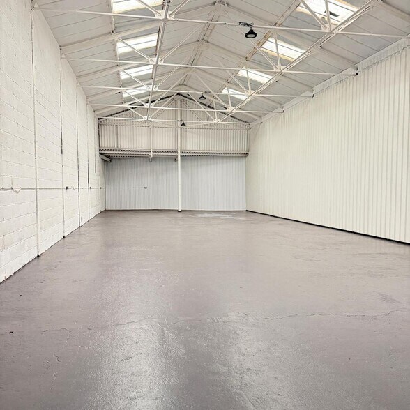 Park Ln E, Tipton à vendre - Photo de l’immeuble – Image 1 sur 1