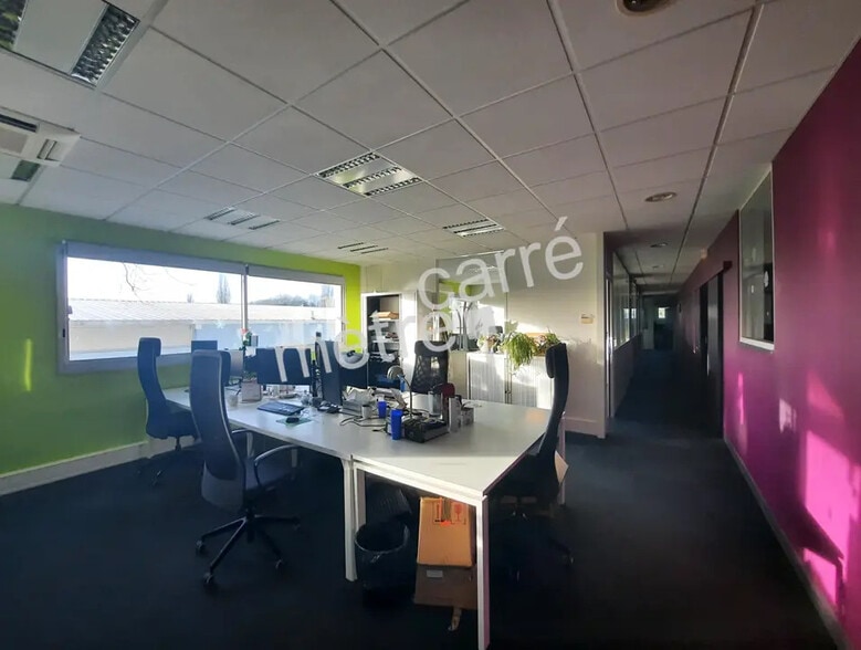 Bureau dans La Chapelle-sur-Erdre à vendre - Photo de l’immeuble – Image 2 sur 7
