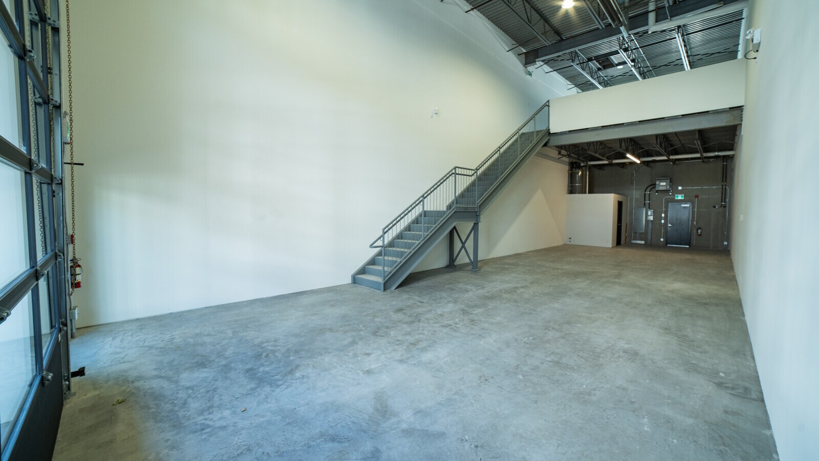 7342 Industrial Way, Pemberton, BC V0N 2L0 - Lot 16 - - Photo intérieure - Image 2 of 4