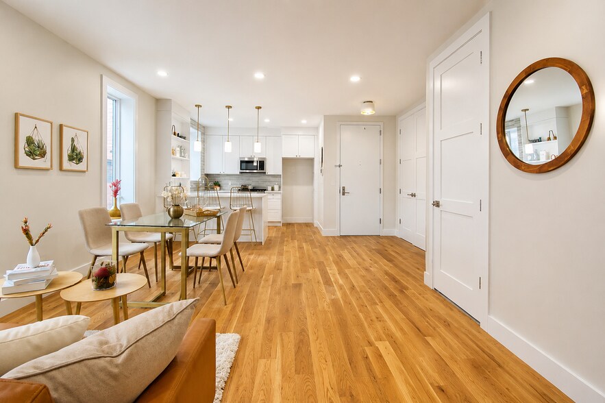 1711 E 3rd St, Brooklyn, NY à vendre - Photo intérieure – Image 3 sur 13