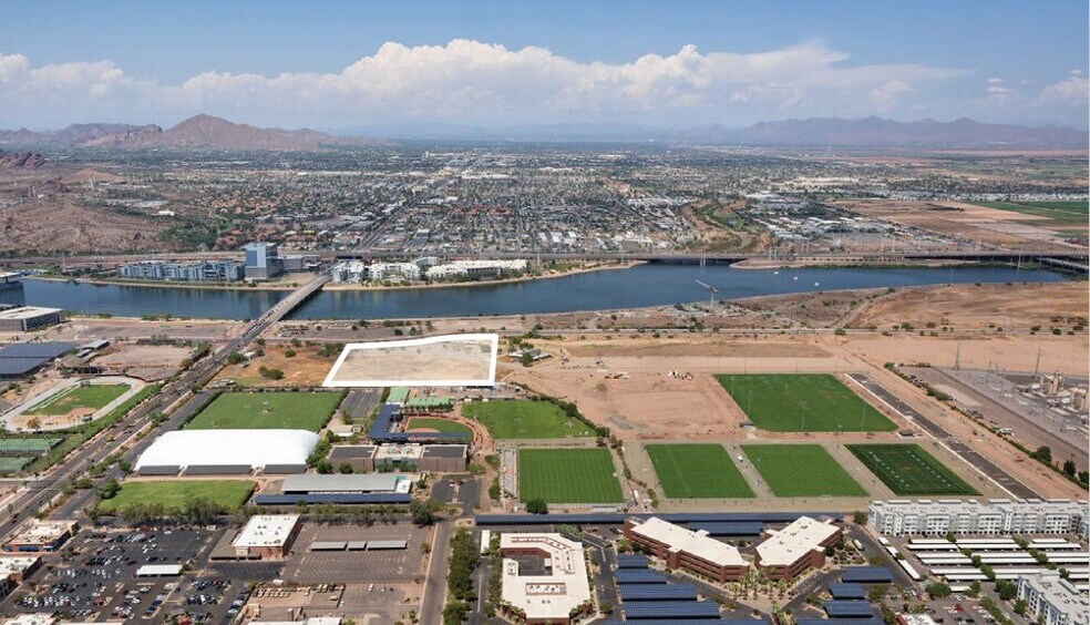 Southeast Corner of Rio Salado Parkway, Tempe, AZ à vendre - Photo principale – Image 1 sur 2