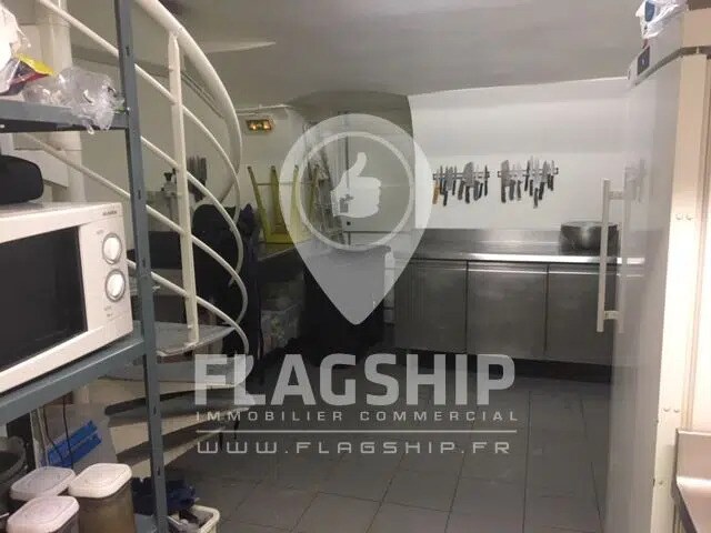 Local commercial dans Paris à louer - Photo intérieure – Image 2 sur 3